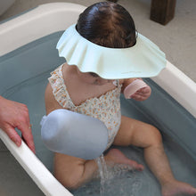 Load image into Gallery viewer, Beaba Silicone Bath Visor - Misty Green