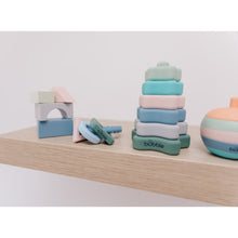 Load image into Gallery viewer, Bubble Silicone Star Stack & Play