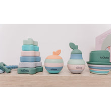 Load image into Gallery viewer, Bubble Silicone Star Stack & Play