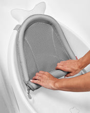 Load image into Gallery viewer, Skip Hop Moby Smart Sling 3 Stage Bath - White
