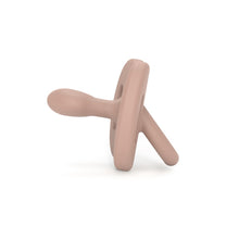 Load image into Gallery viewer, Suavinex Smoothie Ultra Light All Silicone Soother with SX Pro Physiological Teat 6-18M - Color Essence Nude