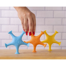Load image into Gallery viewer, Ubbi Starfish Suction Bath Toys