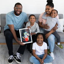 Load image into Gallery viewer, Pearhead Clear Family Print Frame