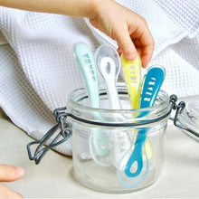 Load image into Gallery viewer, Beaba Beaba 2nd Stage Soft Silicone Spoon - Blue