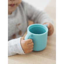 Load image into Gallery viewer, Beaba Silicone Learning Cup with Spout Lid - Blue