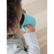 Load image into Gallery viewer, Beaba Silicone Learning Cup with Spout Lid - Blue