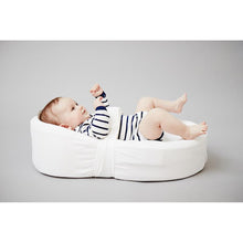 Load image into Gallery viewer, Red Castle Cocoonababy Nest - White (4)
