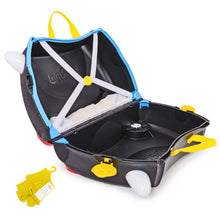 Load image into Gallery viewer, Trunki Ride on Luggage - Pedro Pirate (3)