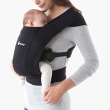 Load image into Gallery viewer, Ergobaby Embrace Newborn Carrier - Pure Black