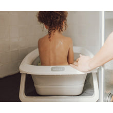 Load image into Gallery viewer, Beaba Eazy Pop Foldable Bath - Velvet Grey
