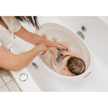 Load image into Gallery viewer, Bubble Cuddle Bath with Bath Seat - White
